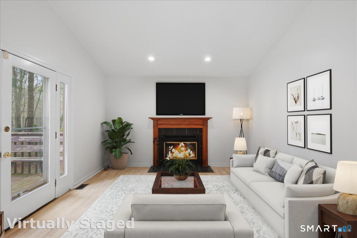 1 Scalise Drive Columbia CT 06237