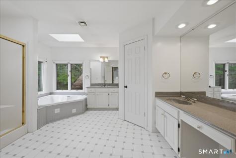1 Scalise Drive Columbia CT 06237