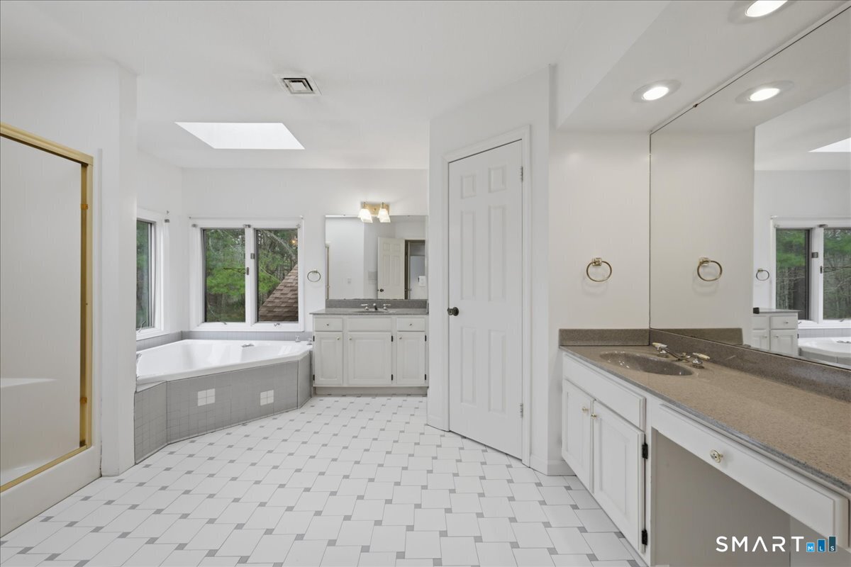 1 Scalise Drive Columbia CT 06237
