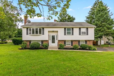 17 Costanzo Court Hamden CT 06518
