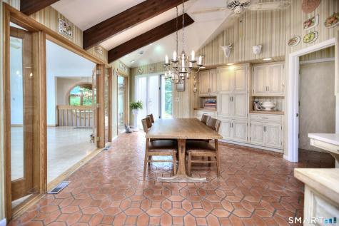 4 Aspetuck Hill Lane Weston CT 06883