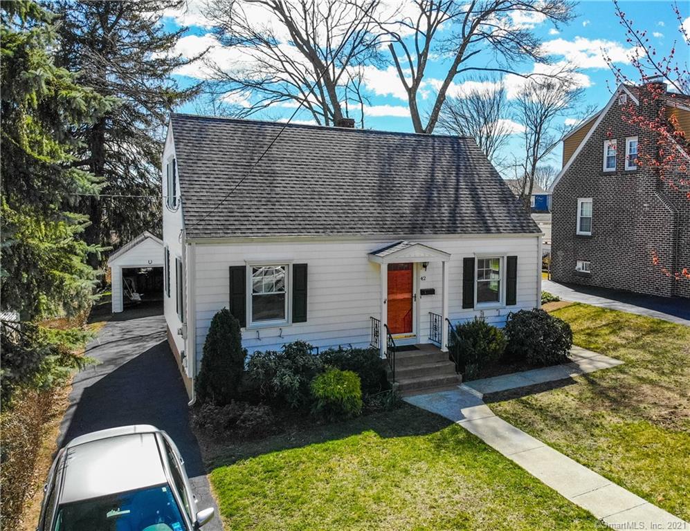 42 Rockefeller Avenue West Haven CT 06516
