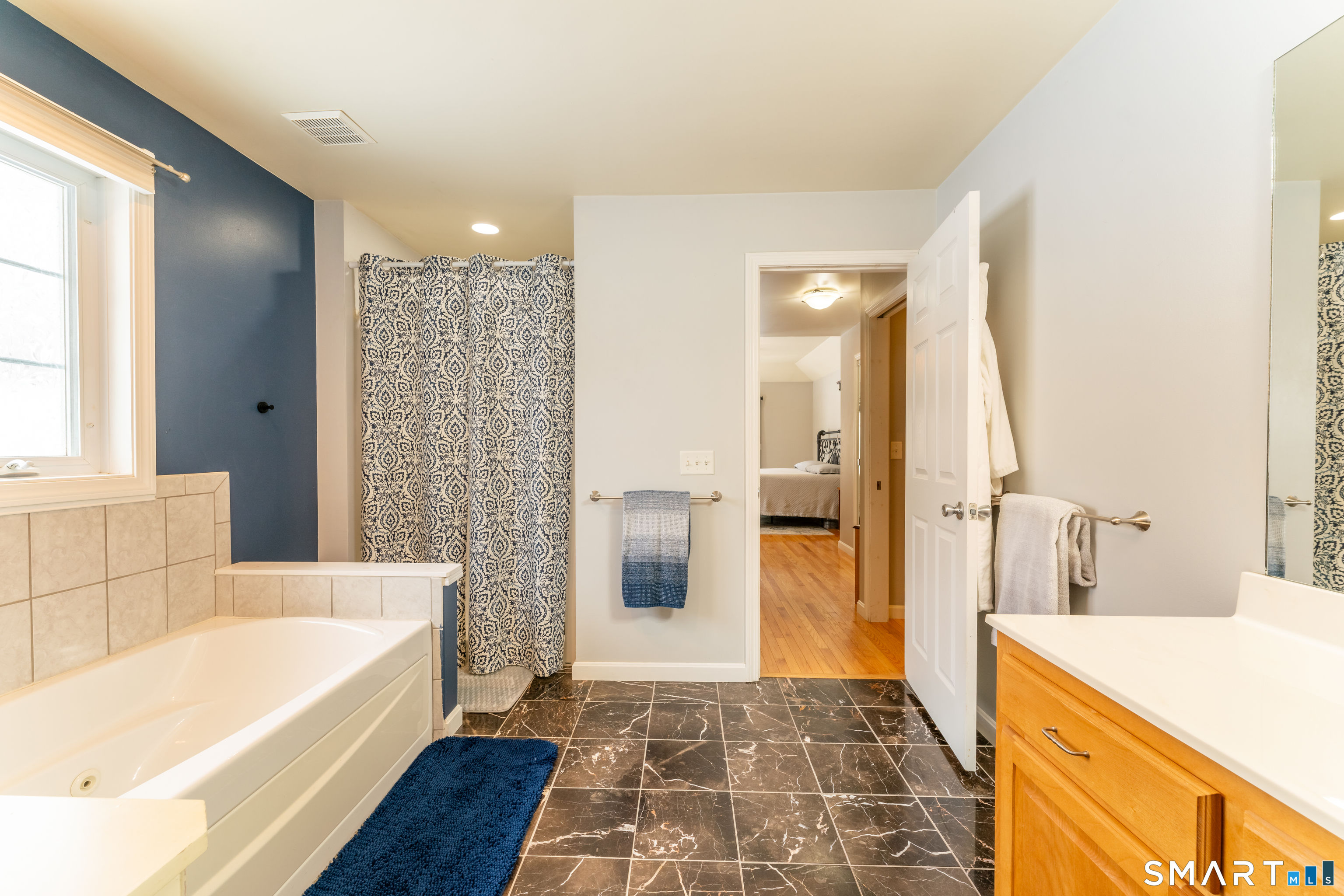 10 Meadow Brook Circle Lisbon CT 06351