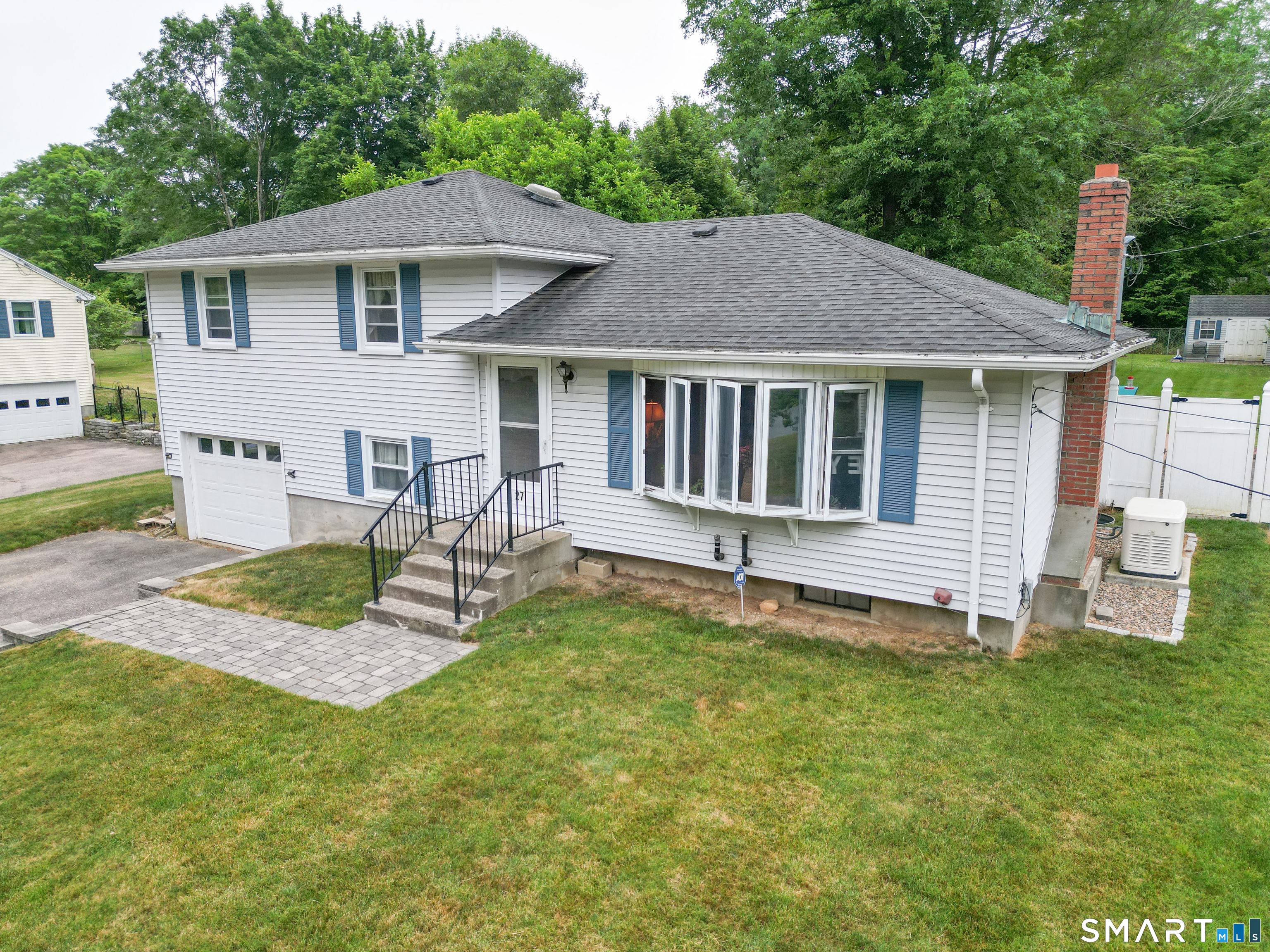 27 Old Colony Road North Stonington CT 06359