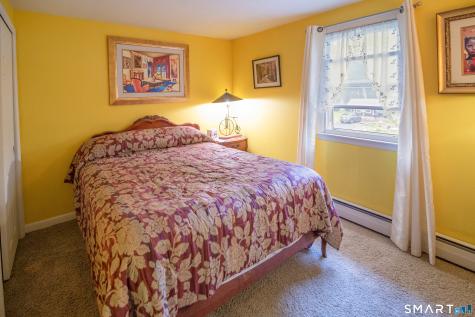 27 Old Colony Road North Stonington CT 06359