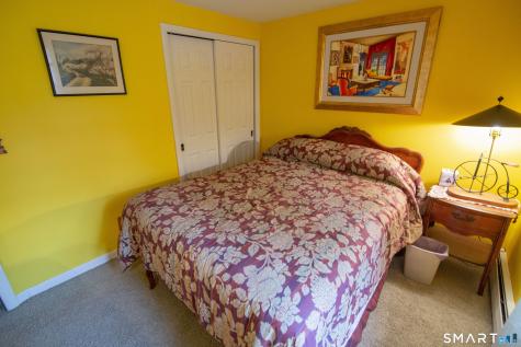 27 Old Colony Road North Stonington CT 06359