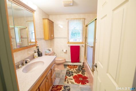 27 Old Colony Road North Stonington CT 06359