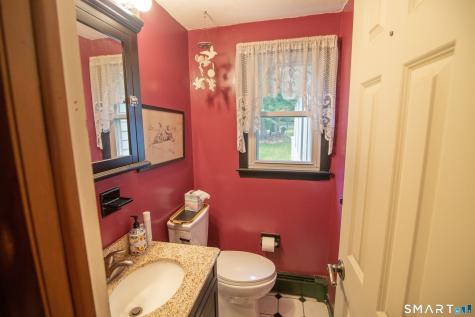 27 Old Colony Road North Stonington CT 06359