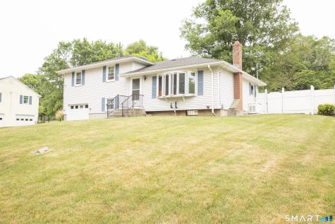 27 Old Colony Road North Stonington CT 06359