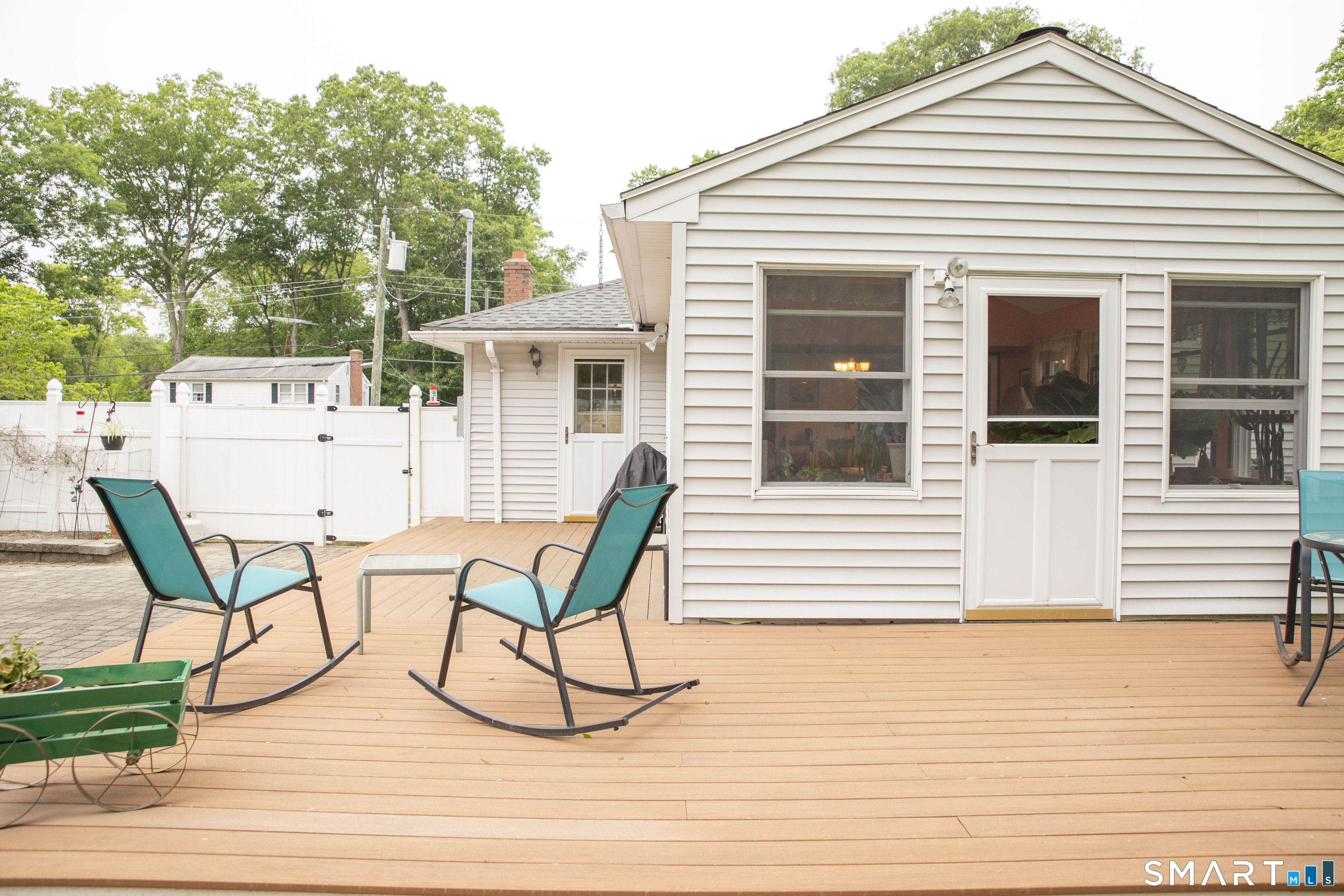 27 Old Colony Road North Stonington CT 06359