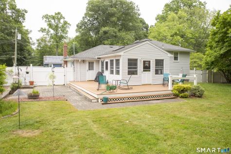 27 Old Colony Road North Stonington CT 06359