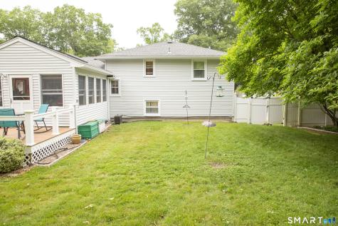 27 Old Colony Road North Stonington CT 06359