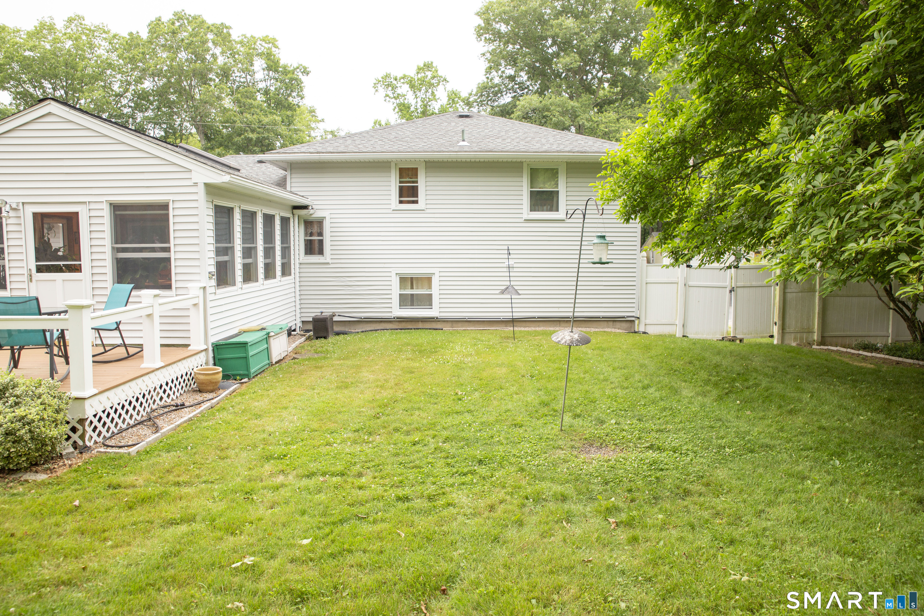 27 Old Colony Road North Stonington CT 06359