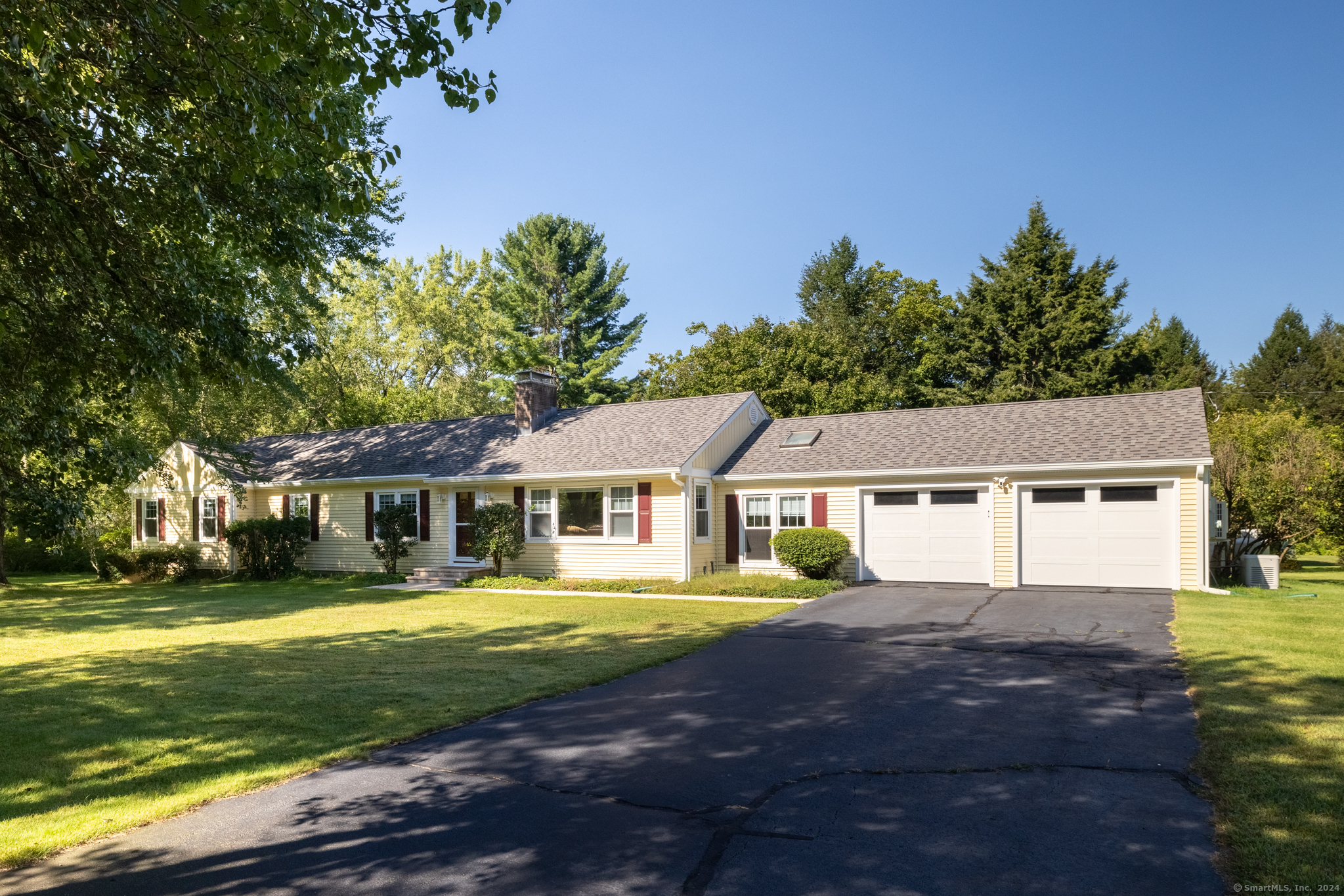4 Ranch Road Woodbridge CT 06525