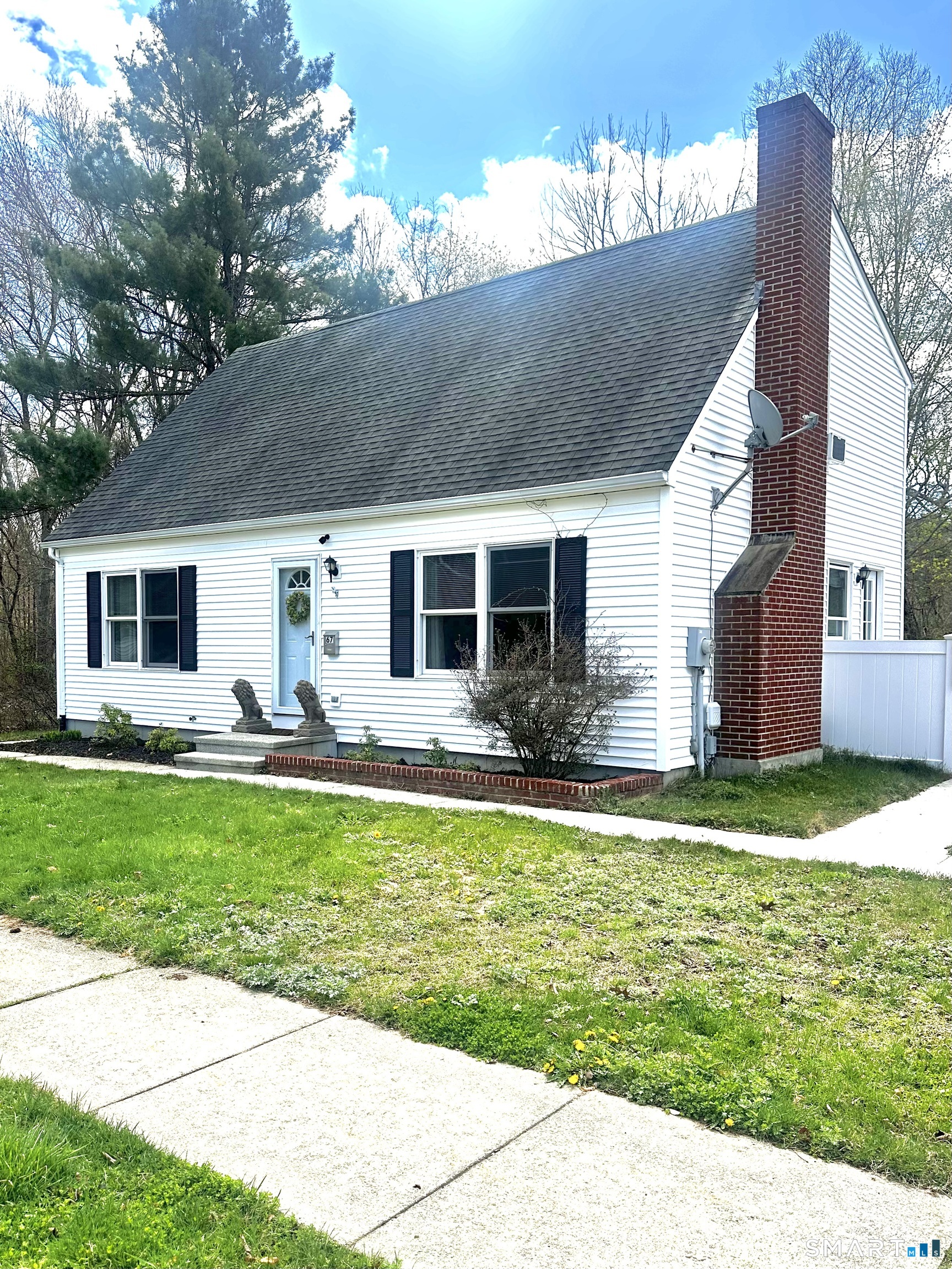 67 Deerfield Ridge Drive Groton CT 06355