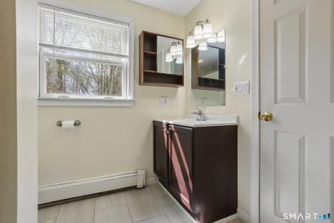 67 Deerfield Ridge Drive Groton CT 06355