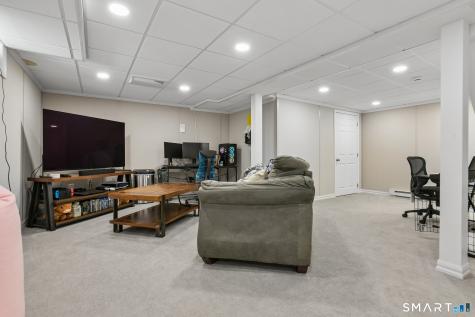 67 Deerfield Ridge Drive Groton CT 06355