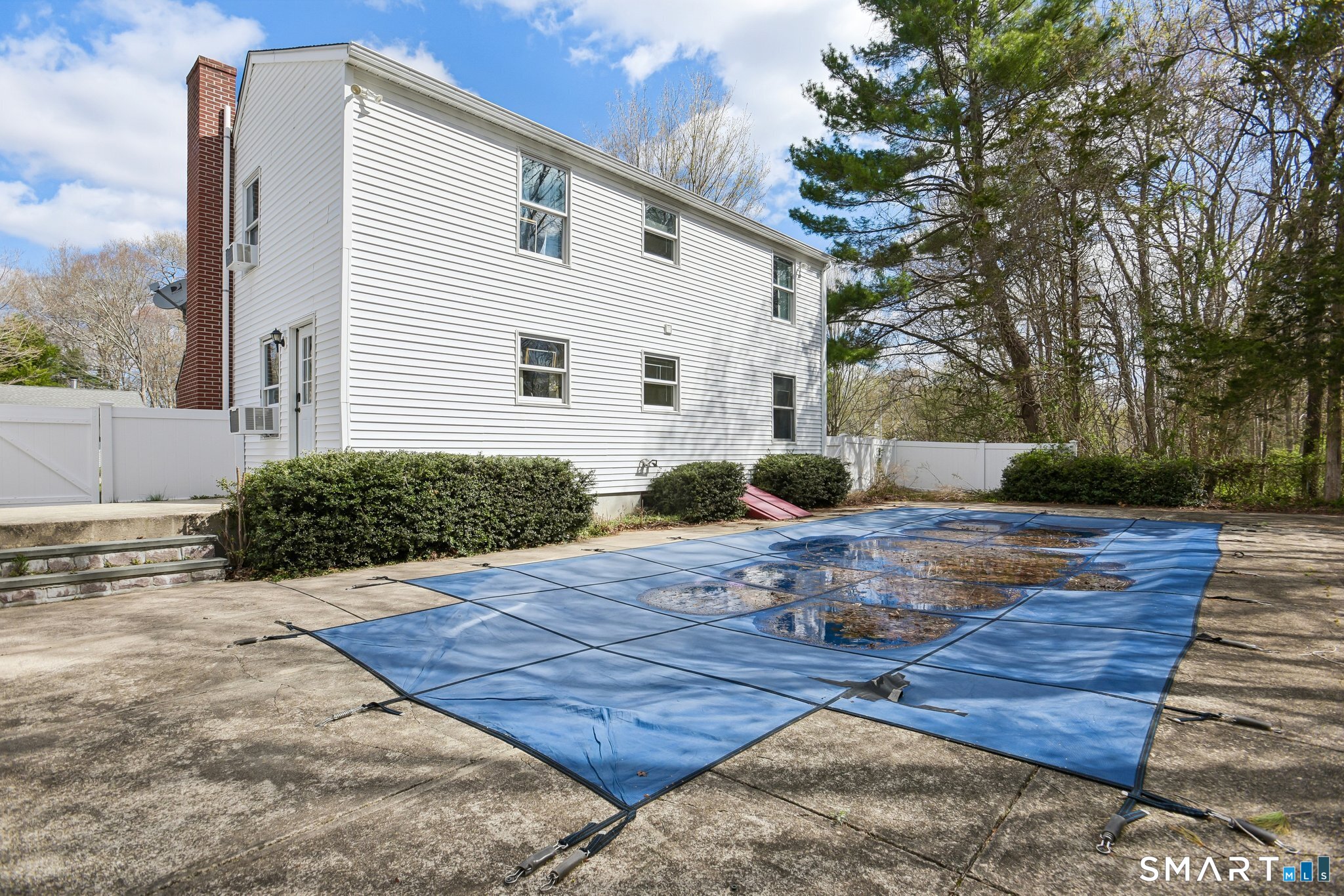 67 Deerfield Ridge Drive Groton CT 06355