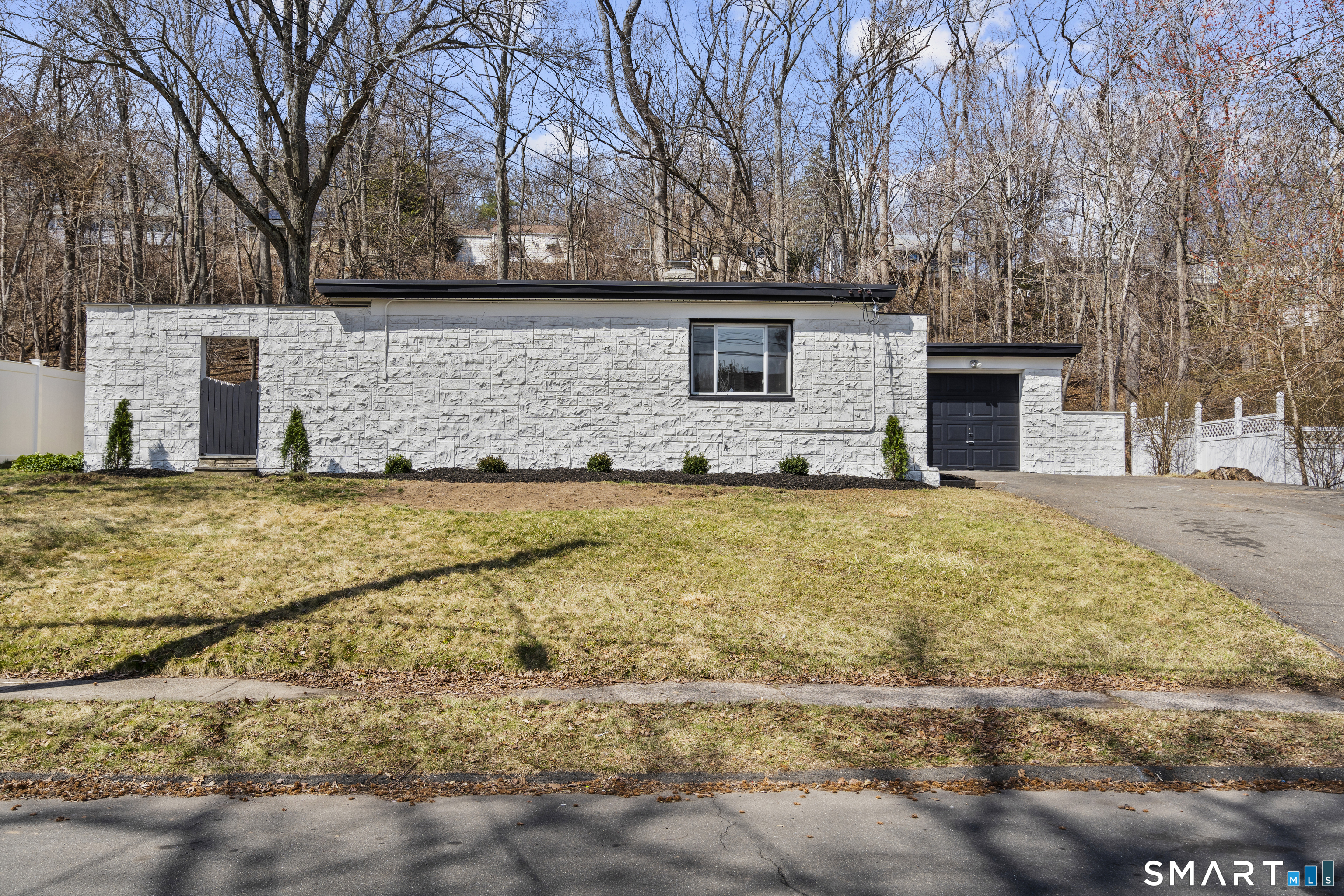 55 Englewood Drive New Haven CT 06515