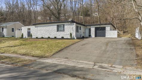 55 Englewood Drive New Haven CT 06515