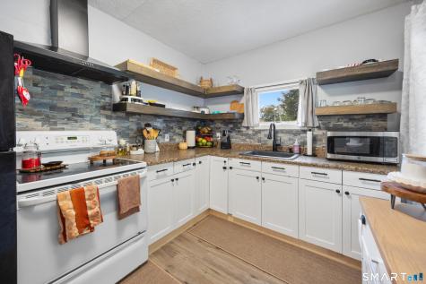 174 Roosevelt Drive Seymour CT 06483