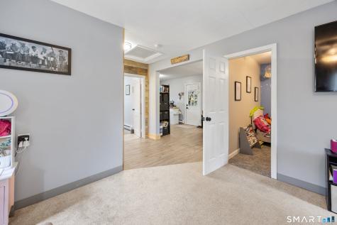 174 Roosevelt Drive Seymour CT 06483
