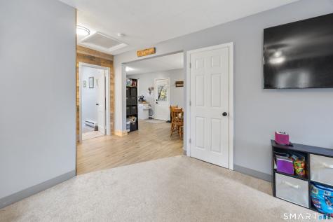 174 Roosevelt Drive Seymour CT 06483