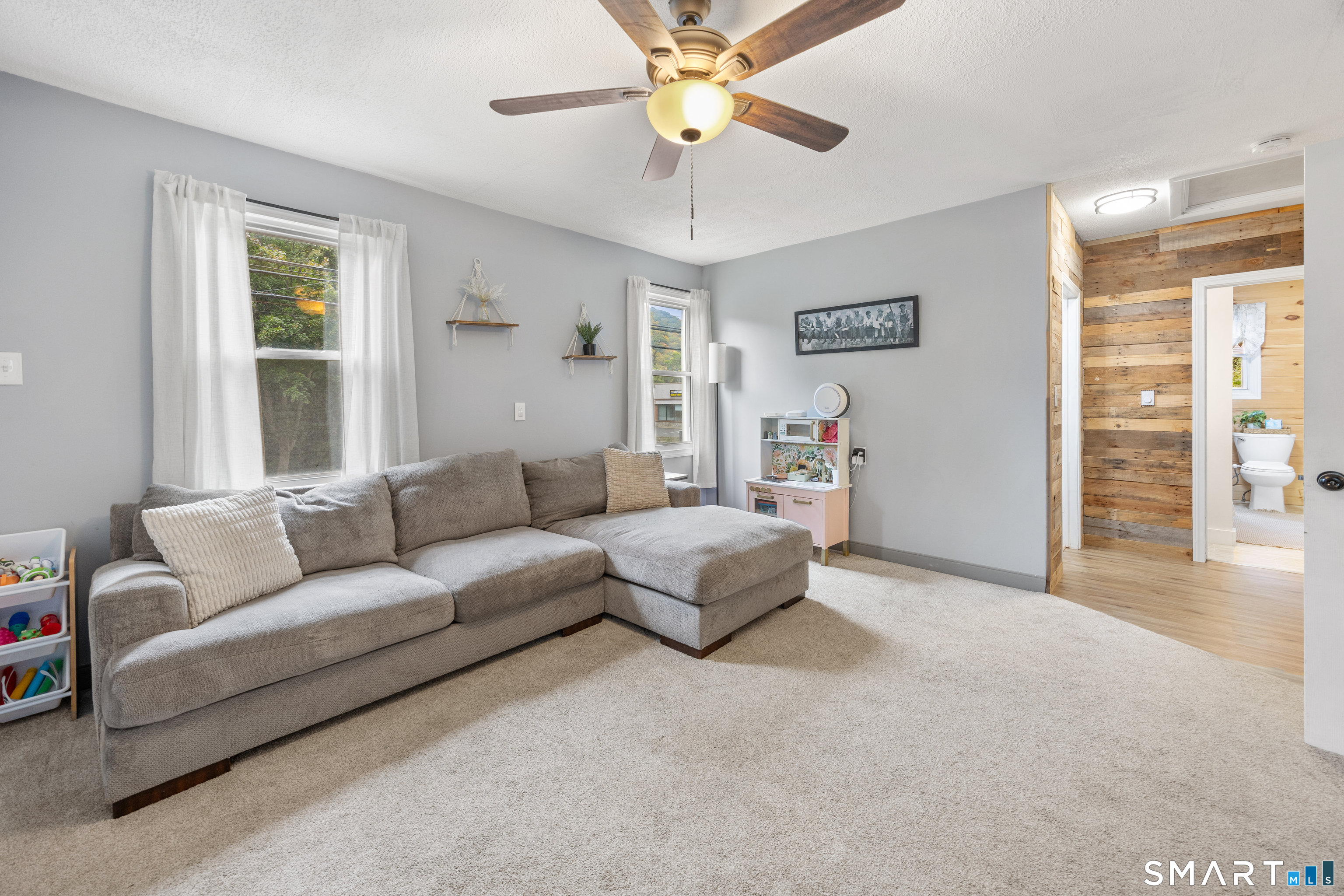 174 Roosevelt Drive Seymour CT 06483