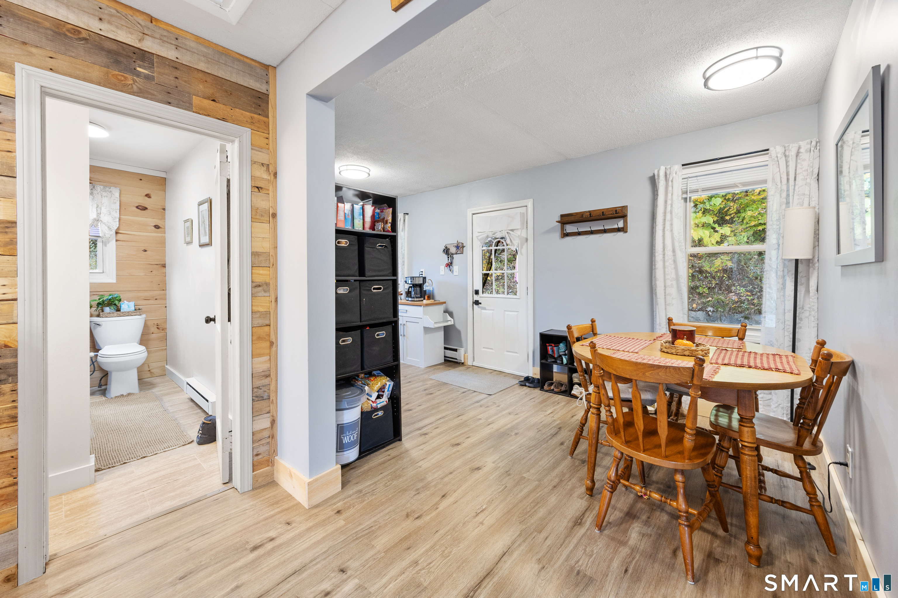 174 Roosevelt Drive Seymour CT 06483