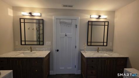 14 Fullmar Lane Norwalk CT 06850
