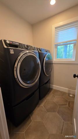 14 Fullmar Lane Norwalk CT 06850