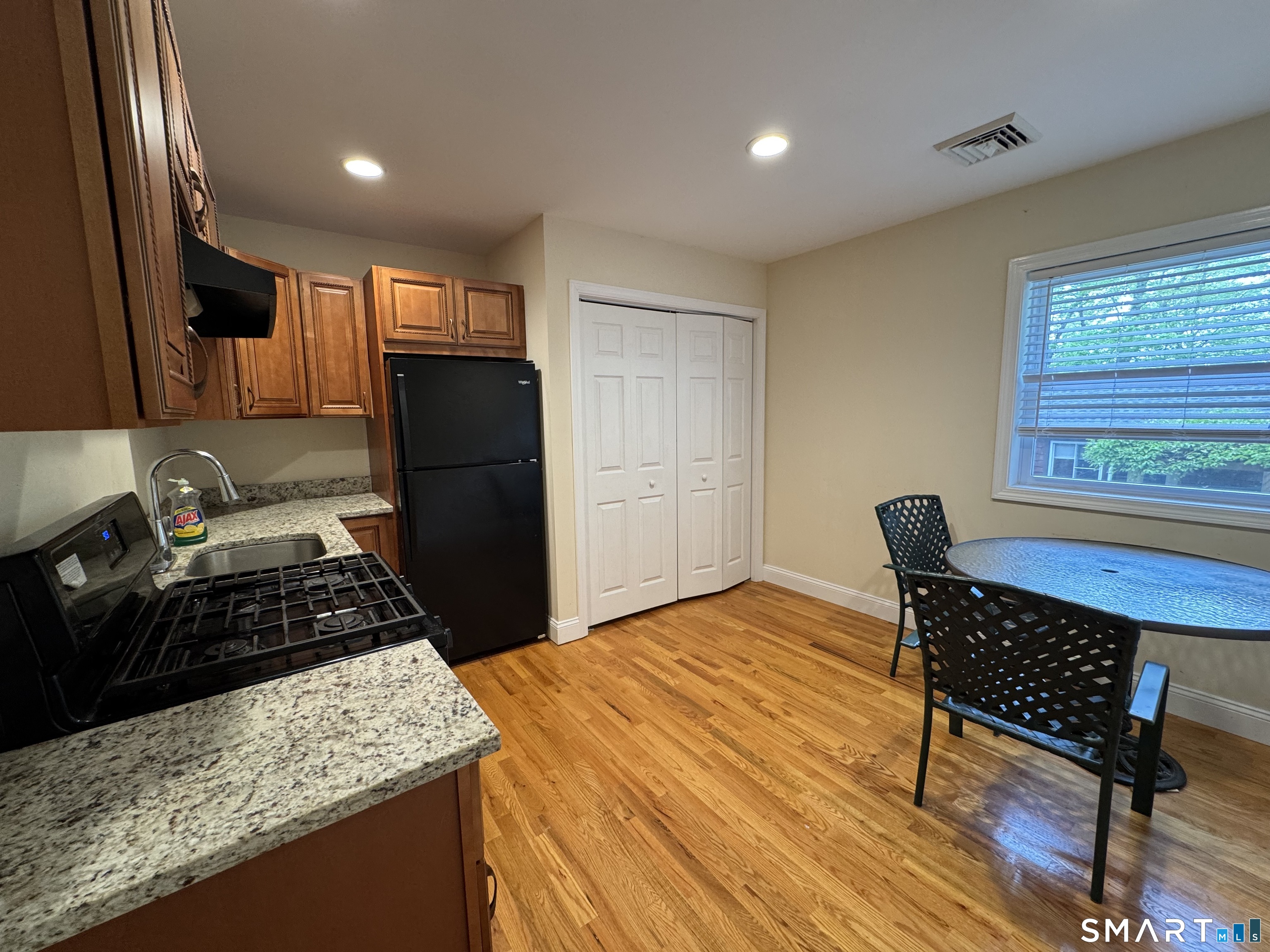 38 Grey Ledge Drive Guilford CT 06437