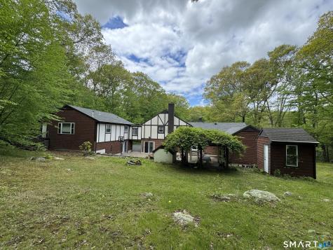 38 Grey Ledge Drive Guilford CT 06437