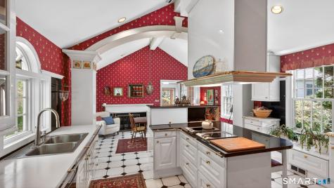 16 Pinnacle Mountain Road Simsbury CT 06070