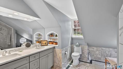 16 Pinnacle Mountain Road Simsbury CT 06070