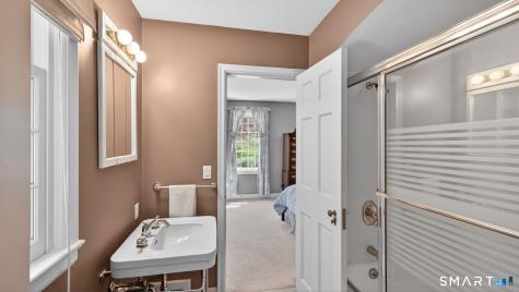 16 Pinnacle Mountain Road Simsbury CT 06070