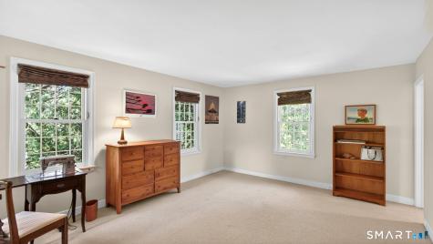 16 Pinnacle Mountain Road Simsbury CT 06070