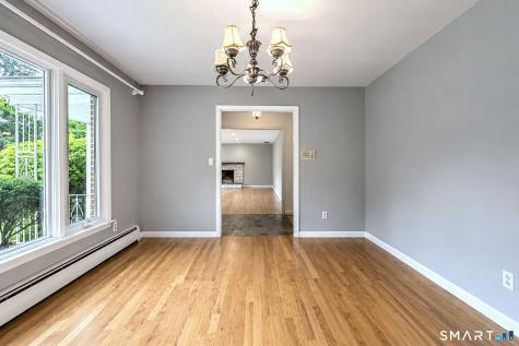 10 Vernon Court Woodbridge CT 06525