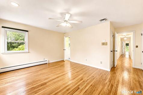 10 Vernon Court Woodbridge CT 06525