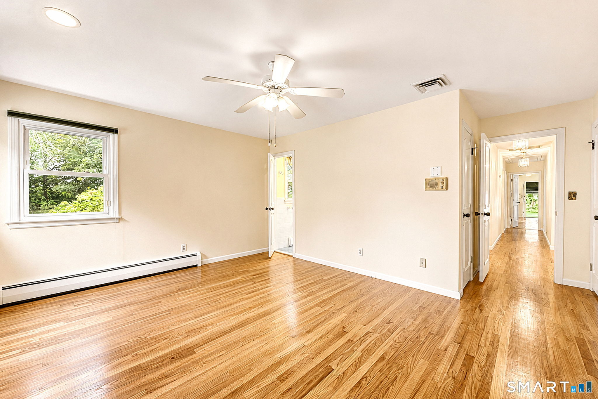 10 Vernon Court Woodbridge CT 06525