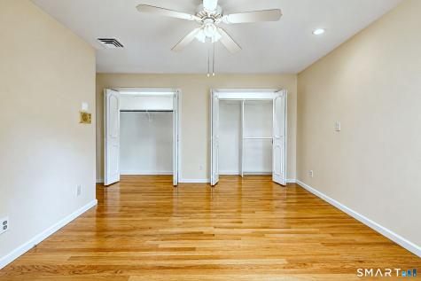 10 Vernon Court Woodbridge CT 06525