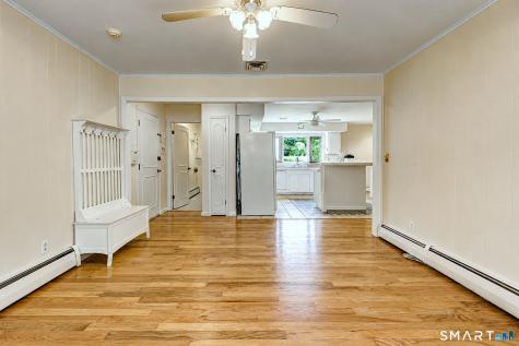 10 Vernon Court Woodbridge CT 06525