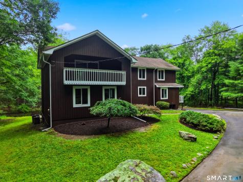 21 Deepwood Road Weston CT 06883
