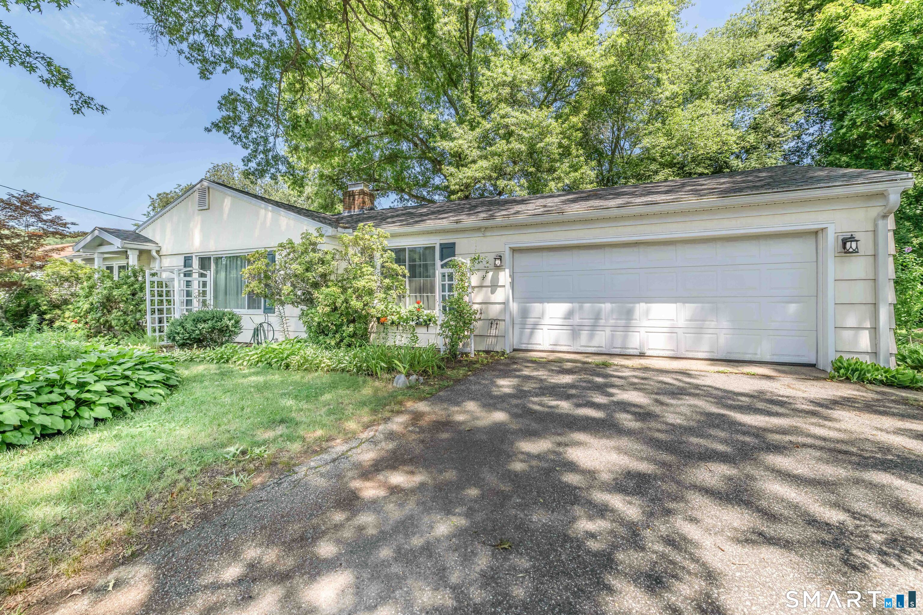 6 Twins Court Norwich CT 06360