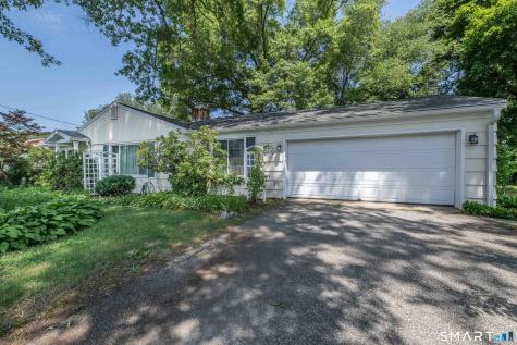 6 Twins Court Norwich CT 06360