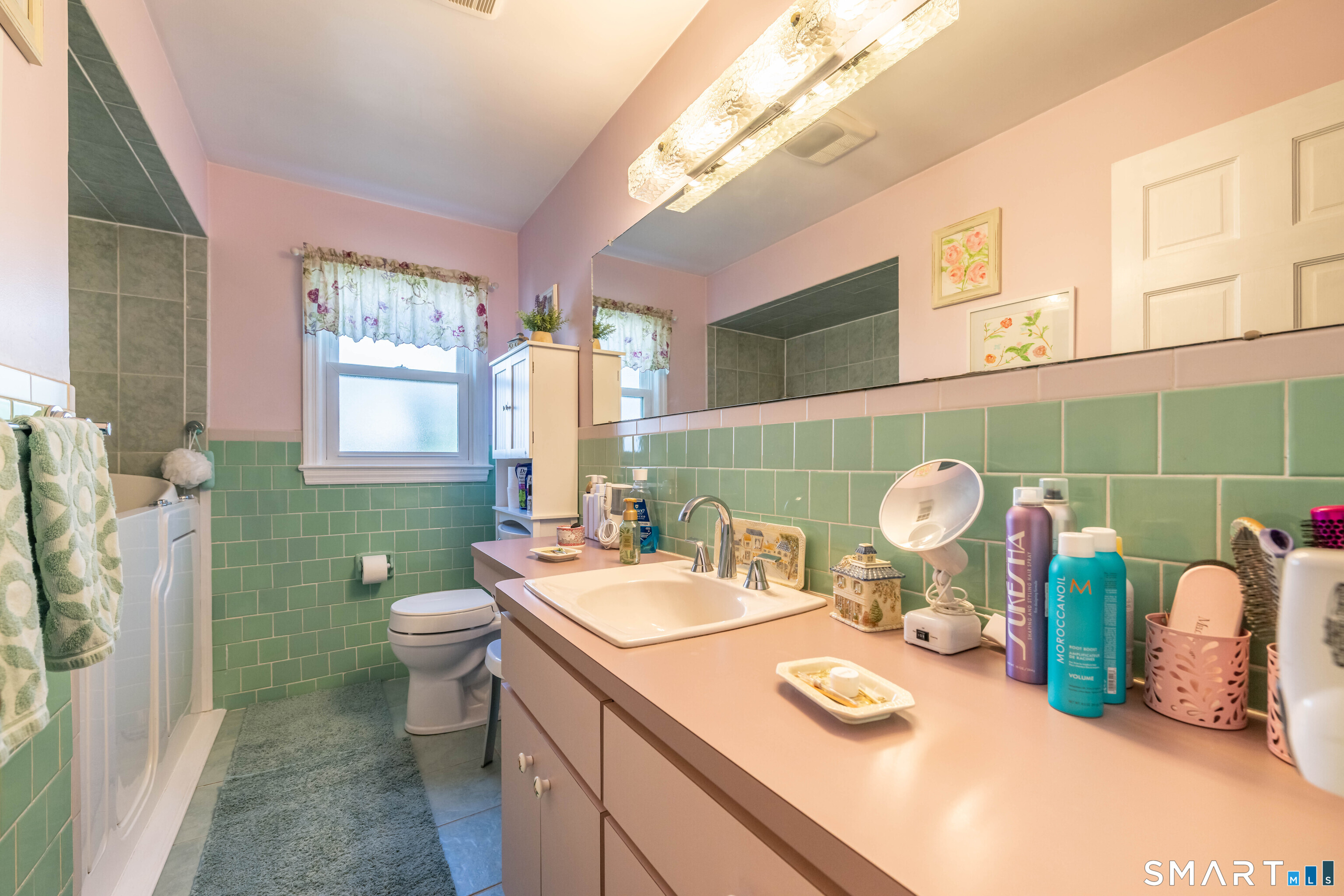 6 Twins Court Norwich CT 06360