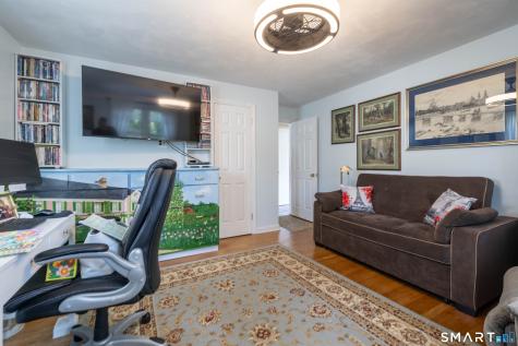 6 Twins Court Norwich CT 06360