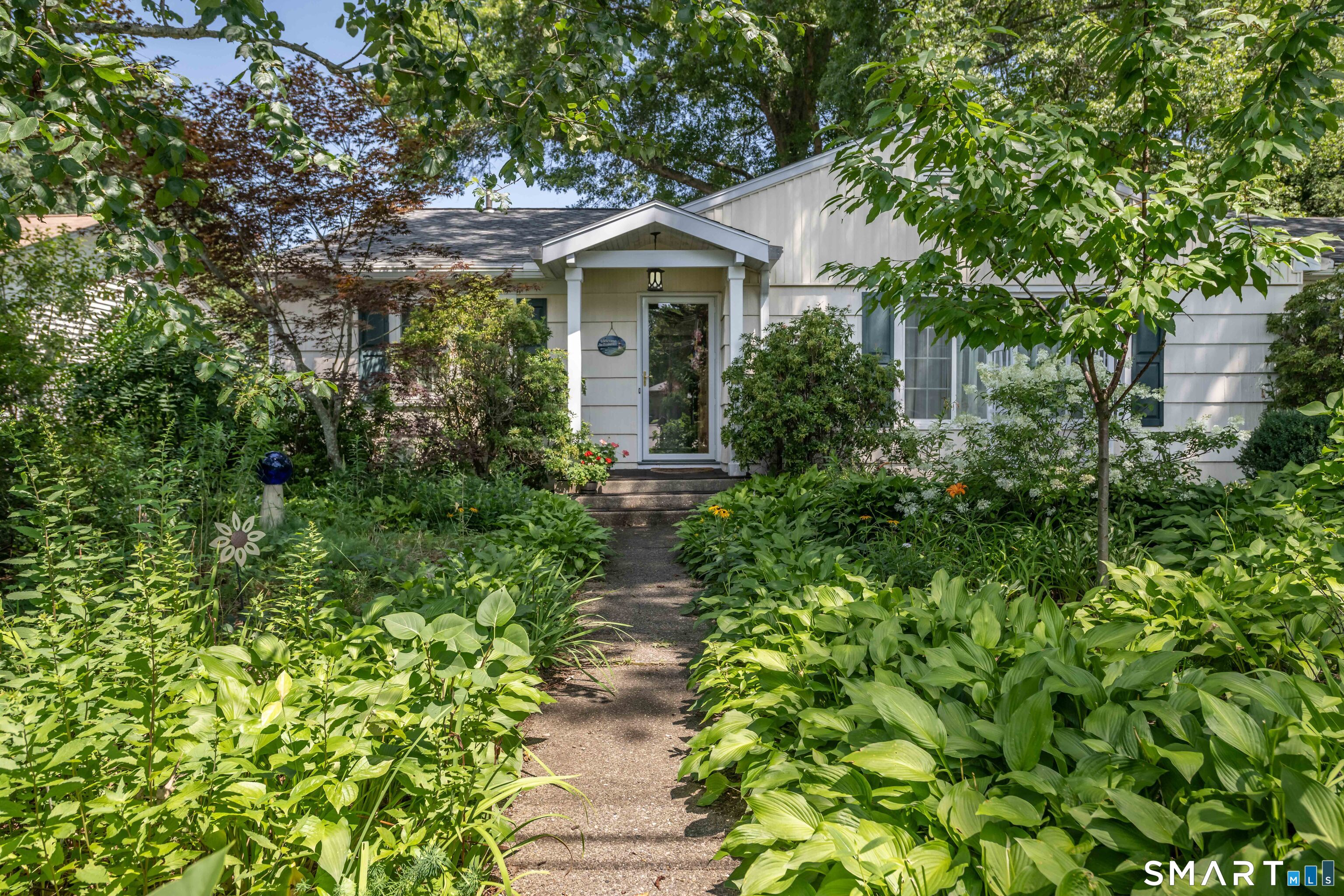6 Twins Court Norwich CT 06360