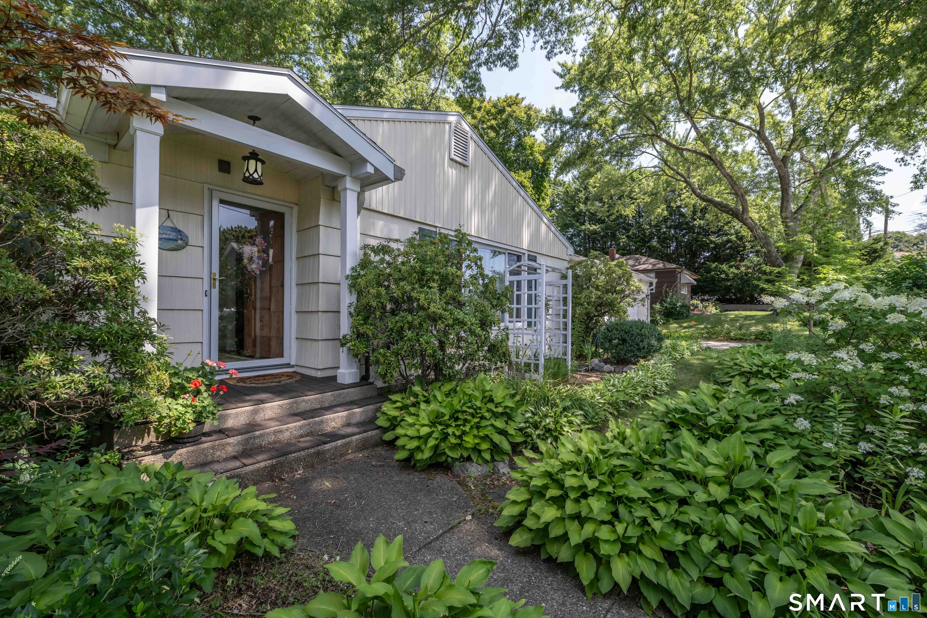 6 Twins Court Norwich CT 06360