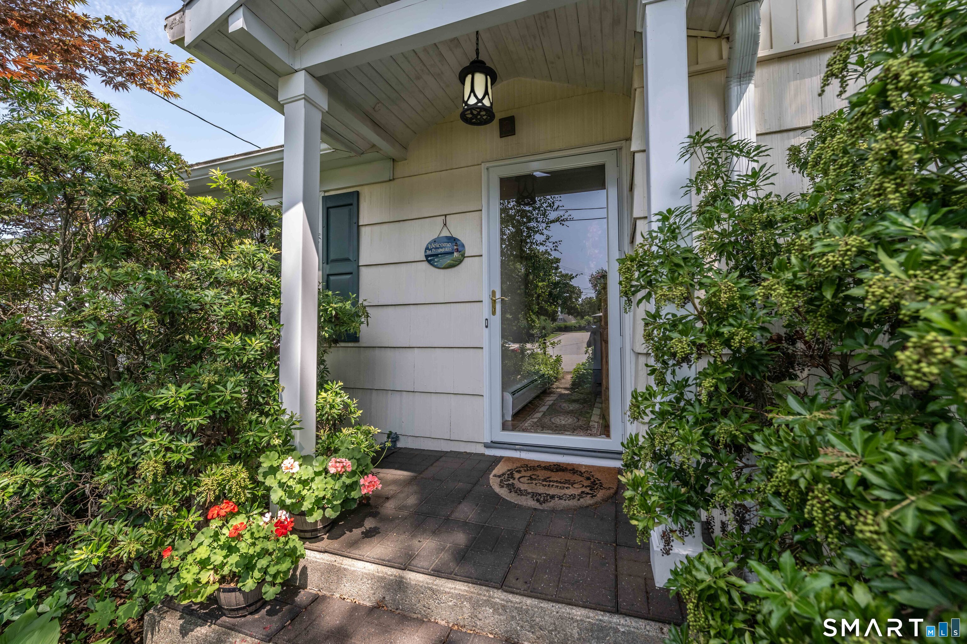 6 Twins Court Norwich CT 06360